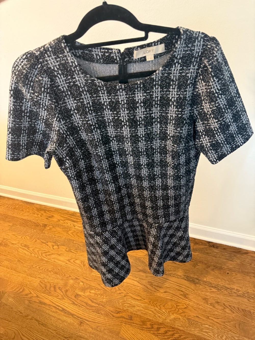 LOFT Black & White Plaid Short-Sleeve Tunic